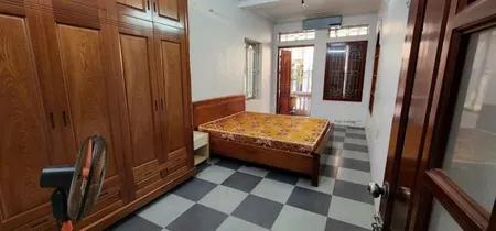 Cho thuê nhà 4 tầng Vương Thừa Vũ, Thanh Xuân. Giá: 16tr