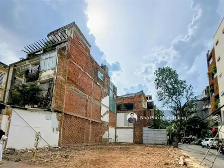 Lô đất đẹp nhất là đây! dt 11 x 22= 240m² gpxd hầm 7 tầng hai bà trưng chỉ 81 tỷ