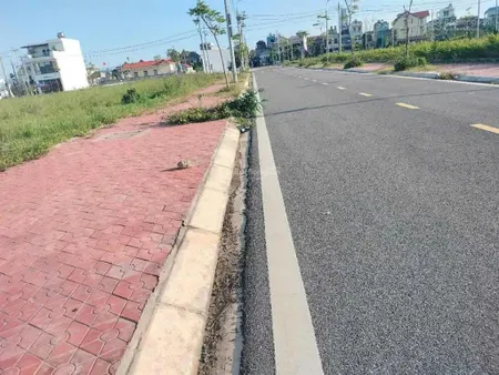 Đất nền tại thị trấn quỹ nhất, nghĩa hưng, nam định diện tích 100m² + công viên đối diện