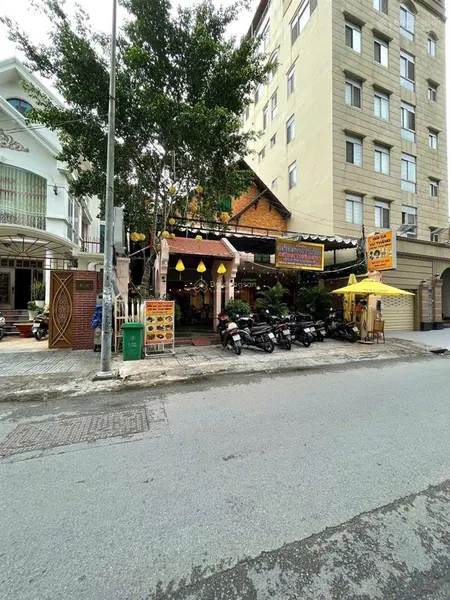 Ngộp bank giảm thêm 10 tỷ còn 38 tỷ đất nguyễn xí đoạn 2 chiều dt 8x30m ctxd hầm 8 tầng