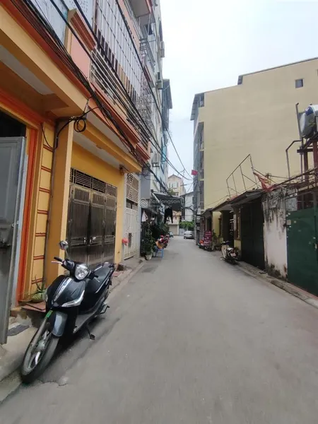 Bán đất hồ tùng mậu 42m2 ô tô đỗ, ngõ thông, sổ vuông giá đầu tư 6,5 tỷ