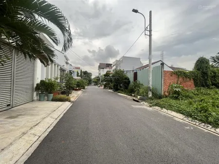 Bán đất 100m2 tại phạm văn đồng khu bên sông sg đường nhựa 12m hiệp bình chánh thủ đức 9,7 tỷ tl
