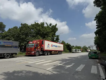 Đất vàng kim chung 100m đường 13m vỉa hè kinh doanh đỉnh xe tải chạy vèo vèo