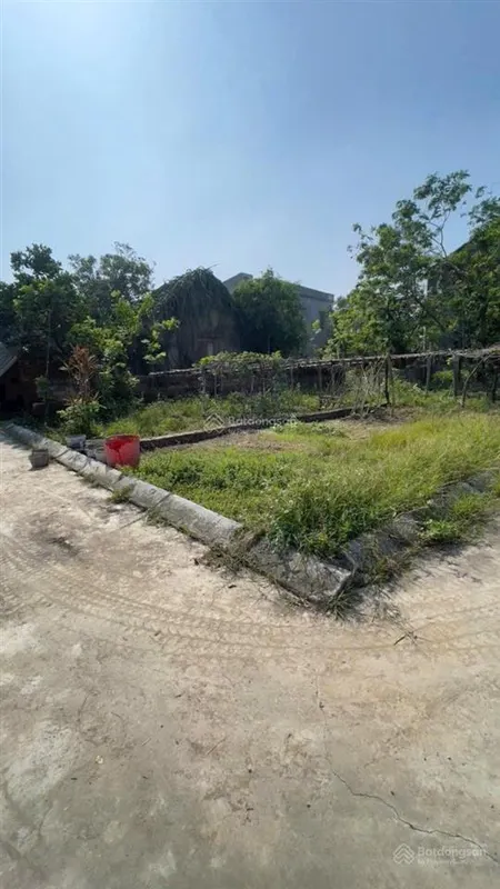 Lô góc thuần mỹ hoà phong. giá 1.250 tỷ ô tô 7 chỗ. 0906 260 ***
