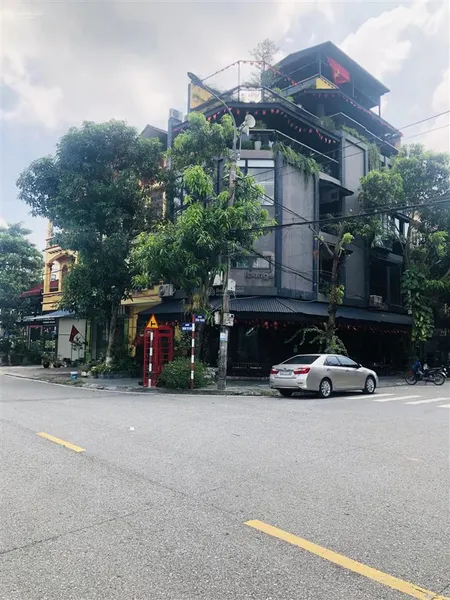 Lô góc hoàng thị loan và đông thành view đảo cò, sẵn nhà 6 tầng kinh doanh cafe, dt 72m2, giá 26 ty