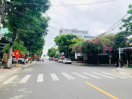 Chính chủ bán đất đường hồ tùng mậu đoạn sát biển nguyễn tất thành, kinh doanh sầm uất