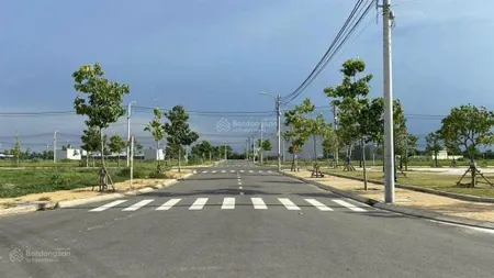 Cần bán lô đất khu dân cư rạng đông hàm liêm bình thuận diện tích 100.8m2 đường nhựa giá 950tr