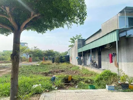 Chủ ngộp bán nhanh lô đất 86m2/715tr gần chợ lộc hưng, trảng bàng, tây ninh. sổ hồng riêng