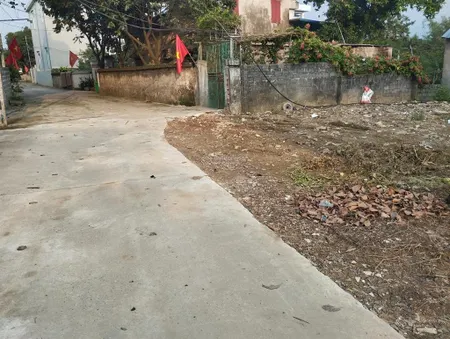 Đất làn 2 quốc lộ 6 trung tâm huyện lương sơn