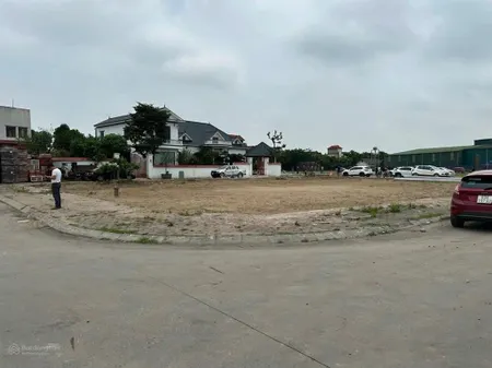 Chính chủ gửi bán 94m2 đất đấu giá đức nhuận dạ trạch, đường 13.5m giá tốt nhất khu