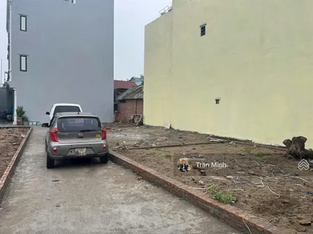 Bán đất mảnh nhỏ xinh. dt 45m2 địa chỉ thôn mai hiên, xã đông anh ( xã mai lâm cũ ) rộng 7.56m.