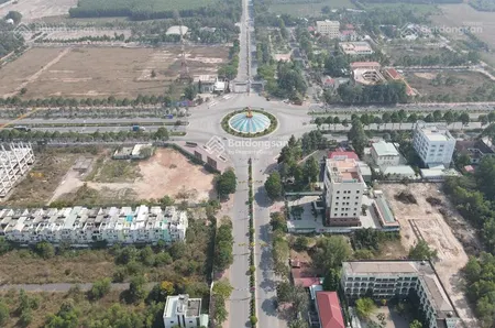 Ra gấp lô đất 175m2 giá 2ty8 ngay ubnd nhơn trạch sát chục chính nguyễn hữu cảnh . sổ sẵn