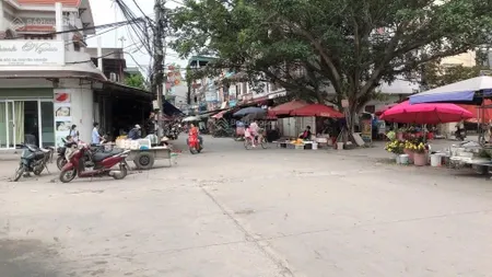 Trung tâm dục tú, ngõ công nông ô tô vào đất, an cư xây nhà quá tuyệt, dt 45m2, tiền hậu 4m