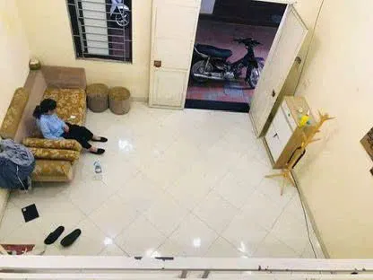 Chính chủ cần cho thuê nhà cấp 4 diện tích 30m2 Ngõ 987 Ngô Gia Tự, Long Biên, Hà Nội.