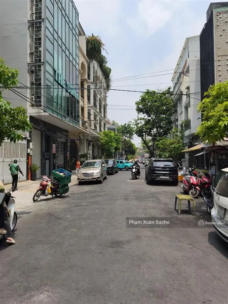 Nguyễn gia trí, siêu tòa nhà, vị trí vip, ngang 12 dài 20m, thang máy, chỉ 90 tỷ tl