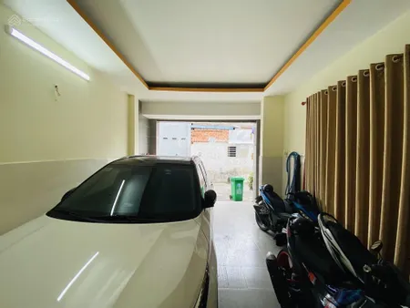 Bán nhà 3 tầng mới mtkd ngay đh cảnh sát phạm văn đồng linh tây 72m2(4x18m) 4pn 3wc 7,9 tỷ