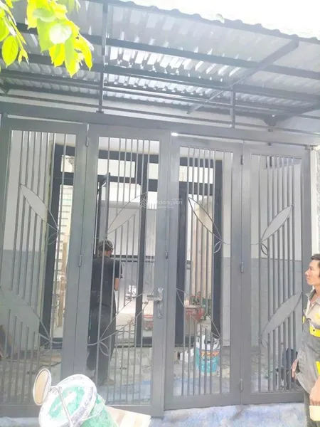 Bán gấp căn nhà 1/ đường tô ký ngay cầu vượt quang trung giáp gò vấp 56m2 1 trệt 1 lửng 3pn 2wc shr
