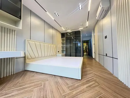Phân lô hoàng văn thái, 2 thoáng vĩnh viễn, gara ô tô, thang máy sịn sò, ô tô tránh, 102m2 + 8tầng.