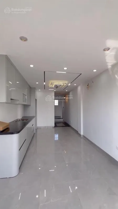 Phân khúc hiếm xây mới 37m2*6tầng thang máy gần ô tô thông vũ tông phan bùi xương trạch