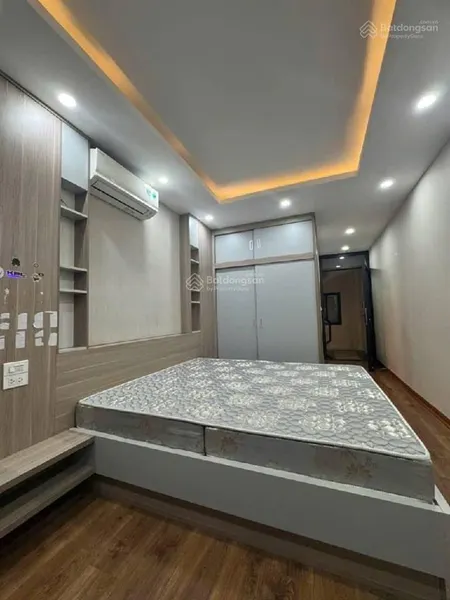 Hot! bán nhà phố lý nam đế, 10,8 tỷ, 45 m2, 3pn, 4 tầng, hoàn kiếm, hà nội. ngõ thoáng,ô tô đỗ cửa