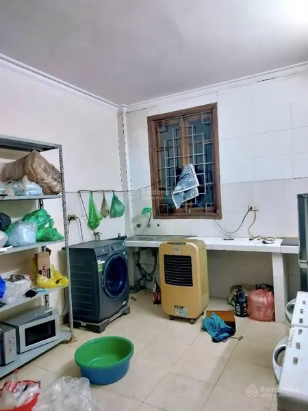 Vân hồ 54m 4t mt 3.8m 27 tỏi trung tâm hai bà ô tô vào nhà gần cv thống nhất