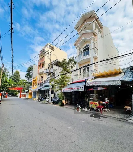Giảm 9 tỷ nhà mặt tiền đường số 6 linh tây cạnh phạm văn đồng dt 102m2 (ngang gần 5m x 24m)