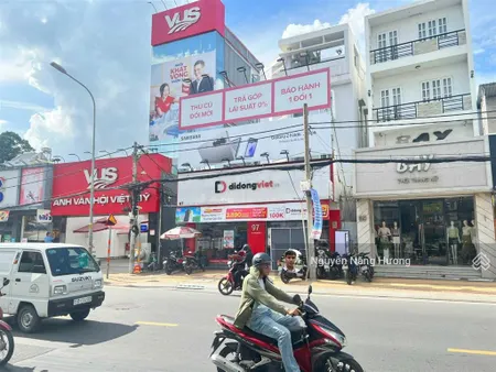 Nắm chủ mt 93 + 95 võ văn ngân dt 8 x 48m nở hậu 13m dtxd 1200m2 sàn sẵn hđt 5 tỷ/năm