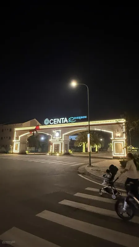 Chính chủ cần tiền bán gấp siêu phẩm hoa hậu căn góc xẻ khe 170m2 giá rẻ giật mình đã có sổ