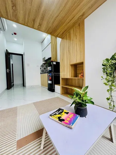 Bán ccmn dòng tiền doanh thu 70tr/1th , full nội thất , mật tiền 4.5m x 7 t dt 55m giá 15 tỷ.