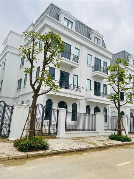 Chính chủ bán nhanh rẻ hơn 3 tỷ giá cđt nam cường, biệt thự 170m2 sát trục chính rất đẹp