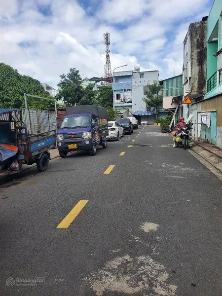 7 tỷ thương lượng, nhà 2 mặt tiền 3 tầng, đường nhựa 8 mét, diện tích ngan 4 mét dài 19,5 mét.