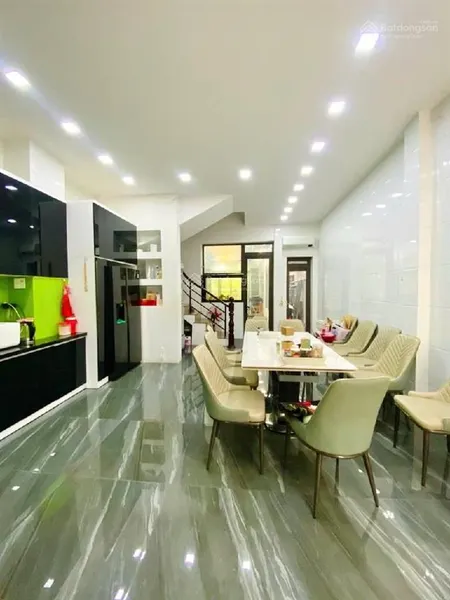 Nhà mt khu tên lửa, bình tân 100m (5x20), 4 tầng, 6pn, hoàn công đầy đủ. dòng tiền 40tr/tháng.