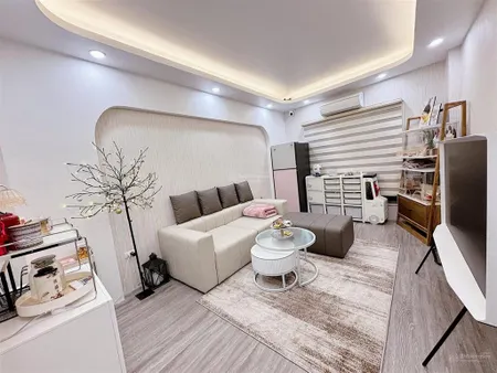 Minh khai gôc đềnhà đẹp full đồ ngõ rộng thoáng ô tô gần tiện ích đỉnh