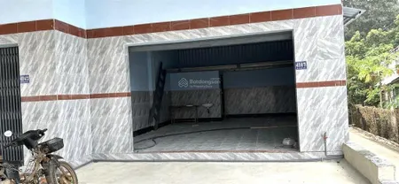 Bán gấp 15m mặt tiền quốc lộ 13, vị trí góc, trung tâm chợ mới lộc hưng, đang cho thuê 1x/tháng