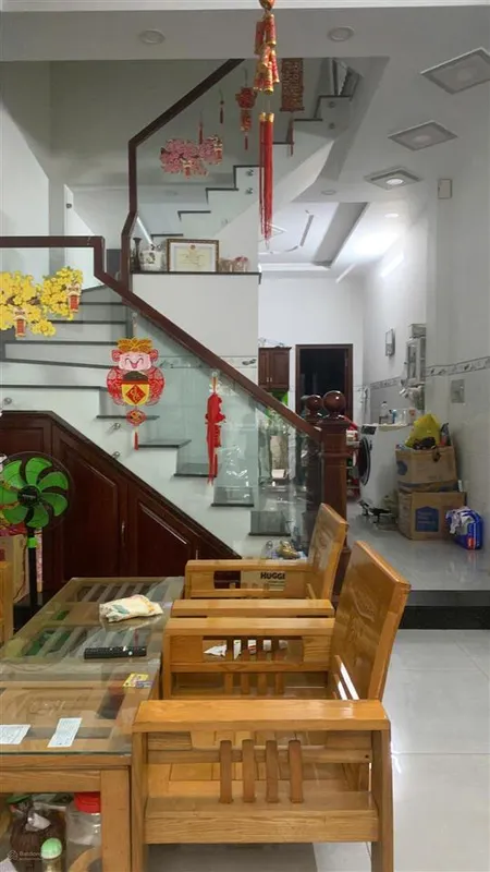 Nhà đẹp mới 3 tầng hxh tránh nhau đường số 30 linh đông thủ đức đường thông 500m đến phạm văn đồng
