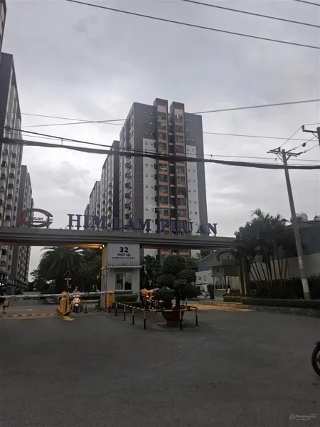 Bán đất vip tặng nhà đẹp giá chỉ 4.9 tỷ (tl) trung tâm q9