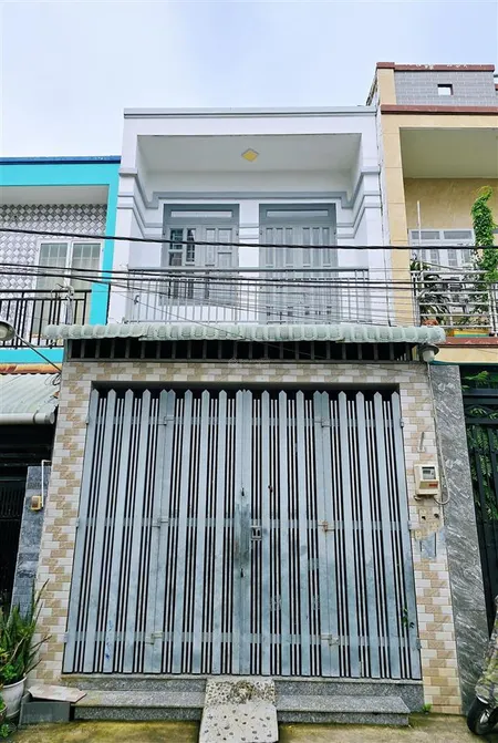 Bán nhà 1 trệt 1 lầu 65m2, hoàn công đủ, sổ vuông, hẻm 6m, chủ thiện chí thương lượng