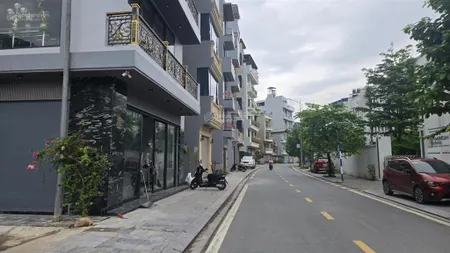 Bán nhà phân lô vip cạnh galaxy vạn phúc ô tô tránh 5 tầng x 46m2, hơn 12 tỷ