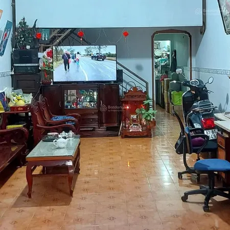 Chính chủ cần bán nhanh căn nhà trung tâm tp dĩ an, gần chợ dĩ an, bình dương, sổ hồng chính chủ