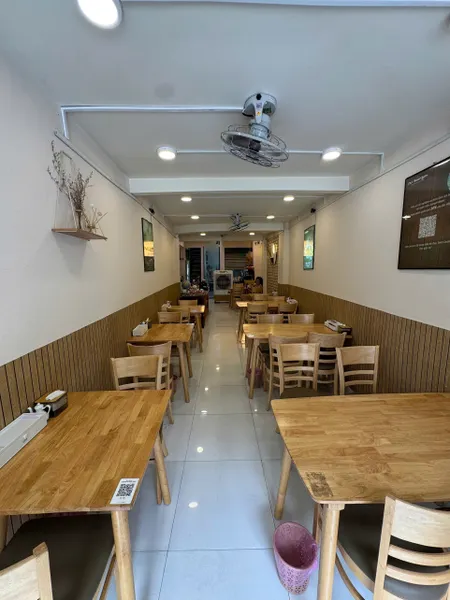 CHÍNH CHỦ CẦN SANG QUÁN ĂN MẶT TIỀN QUẬN 1 - TPHCM