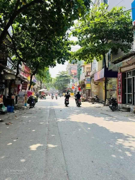 Bán nhà mặt đường vân canh ( đường 422b) ngay xuân phương, mặt chợ kinh doanh 2 mặt đường, giá tốt