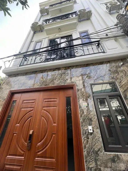 Bán nhà lai xá hoài đức 35 m2 5 tầng mặt tiền 4m gần ô tô sổ vuông đẹp gần chợ, trường