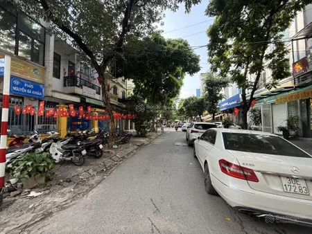 Bán nhà phố nguyễn khang 75m/9 tầng/ mt 4.5m, giá 34.5tỷ.toà nhà văn phòng, thang máygara ôt