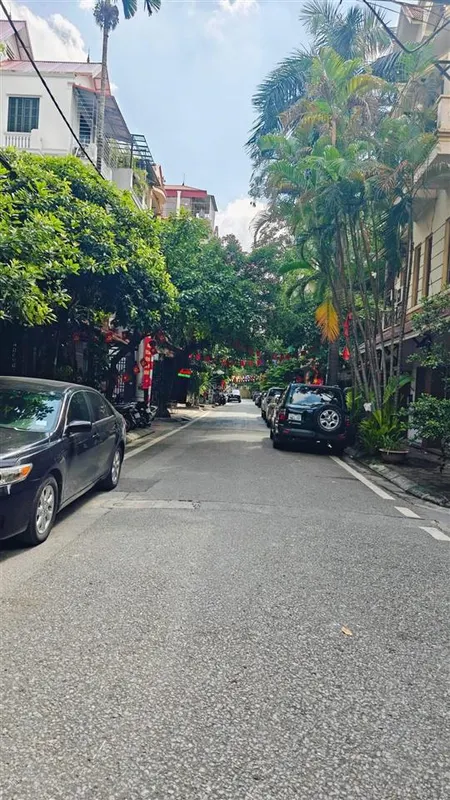 Cực phẩm xuân phương 45m2 5 tầng 6 tỷ dòng tiền tốt vài bước ra ô tô