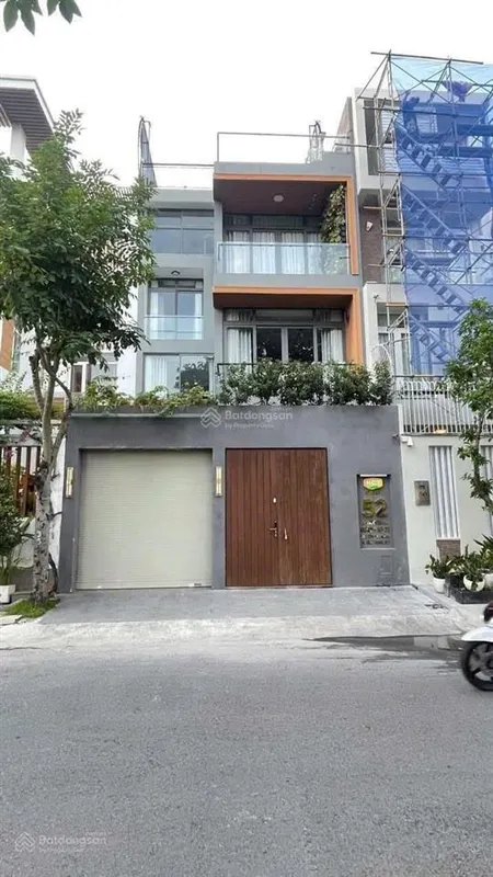 Biệt thự view sông đường 25 an phú hưng, phường tân phong, quận 7, dt 7x20 trệt 2,5 lầu giá 30 tỷ