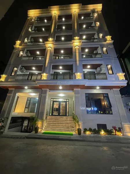 Bán nhà phố dương khuê, 280m2 10t có hầm, thang máy, mt rộng 18m hiếm có, kinh doanh vp đẳng cấp