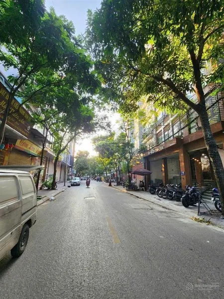 Mặt phố doãn kế thiện cầu giấy nhà đẹp 5 tầng, sổ vuông vỉa hè ôtô tránh kinh doanh sầm uất