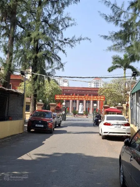 Bán nhà phố trần tử bình, dt60m, mt4,5m, phân lô, 3 thoáng, ô tô vào nhà.