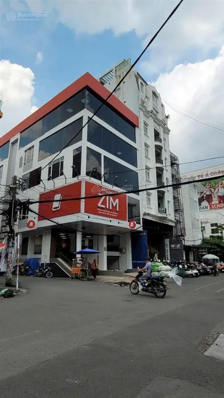 Giảm về 27 tỷ! bán siêu vị trí căn góc 2 mặt tiền đường tên lửa bình tândt 7,5x18m 4 tầng 75tr/th