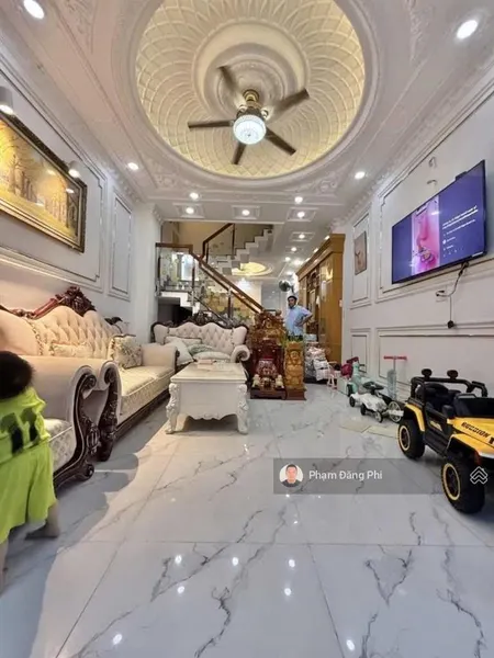 Hxh 6m gần aeon mall nhà ga t3 nhà mới vào ở ngay khu vực đang hot ngay lê trọng tấn